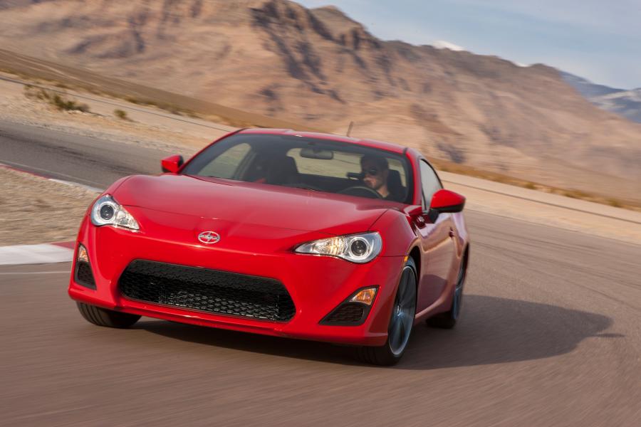  Scion FR-S 2013 года  (фото 112 из 192)
